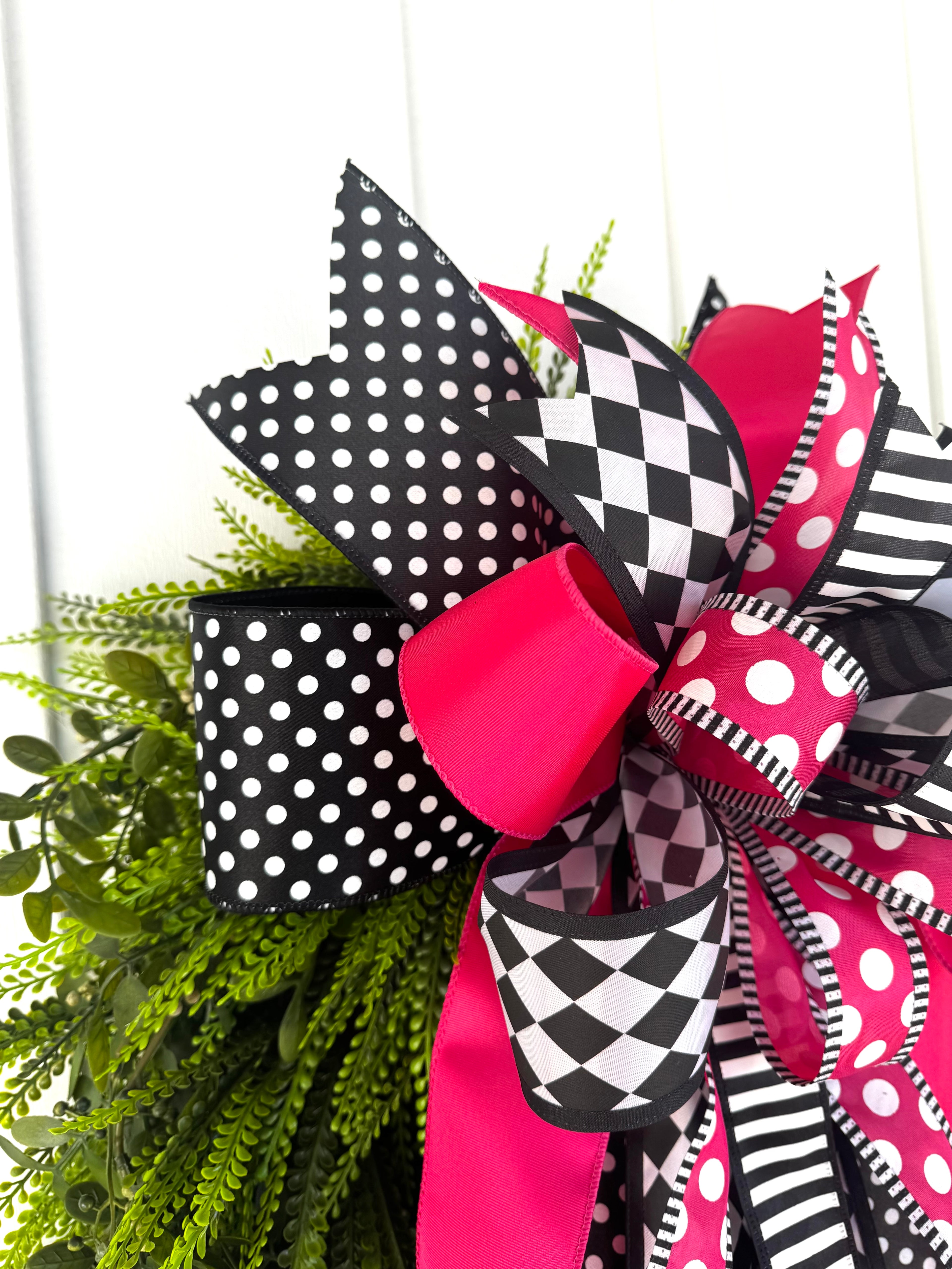 XLG Sassy Polka Dot Bow