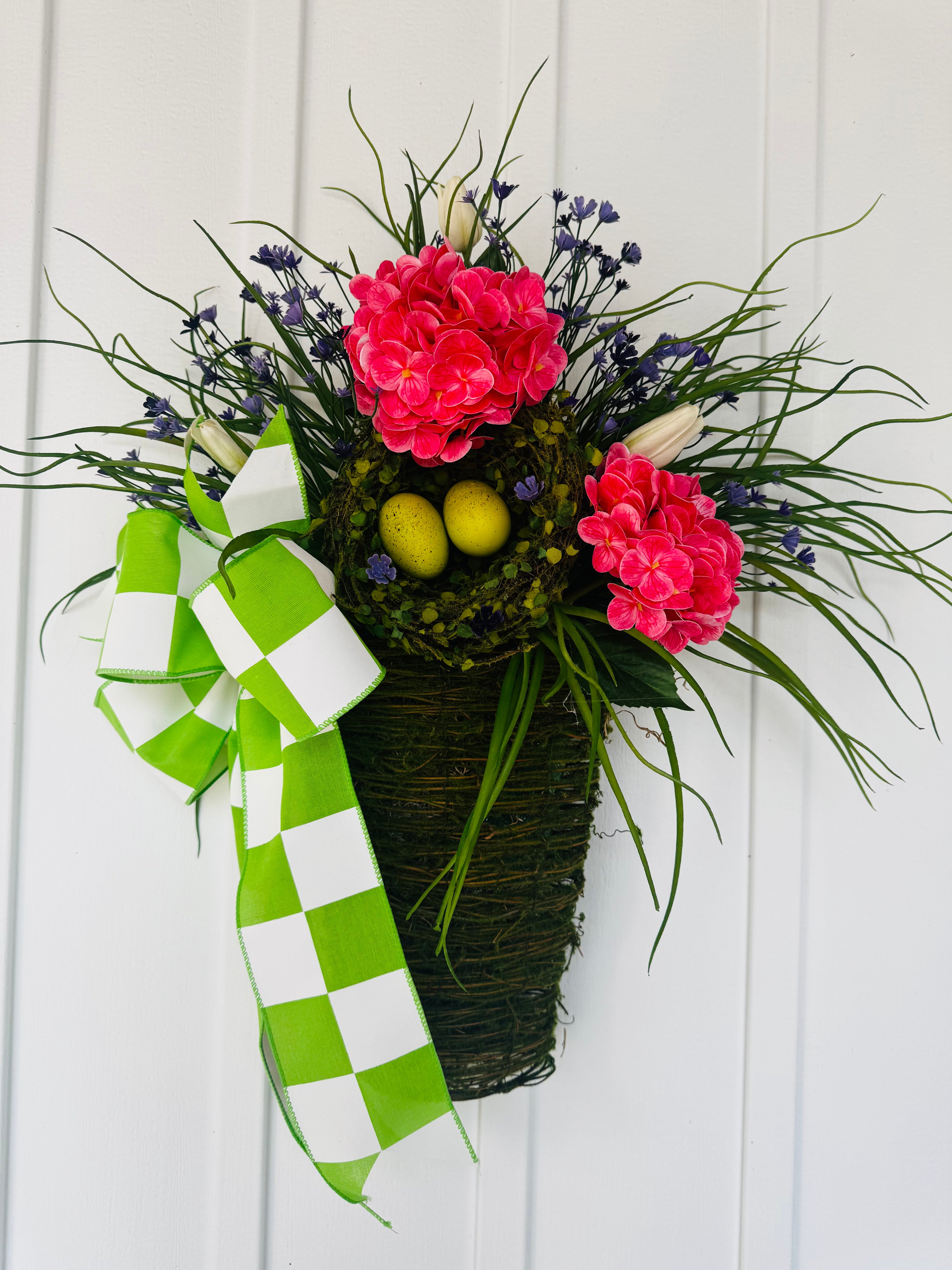 Hanging Moss Vase with Geraniums
