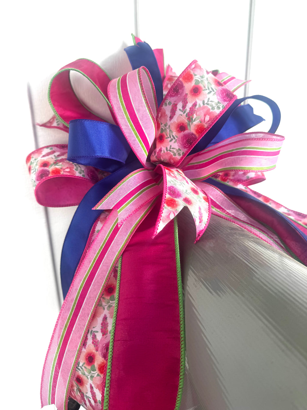 Mailbox Bow