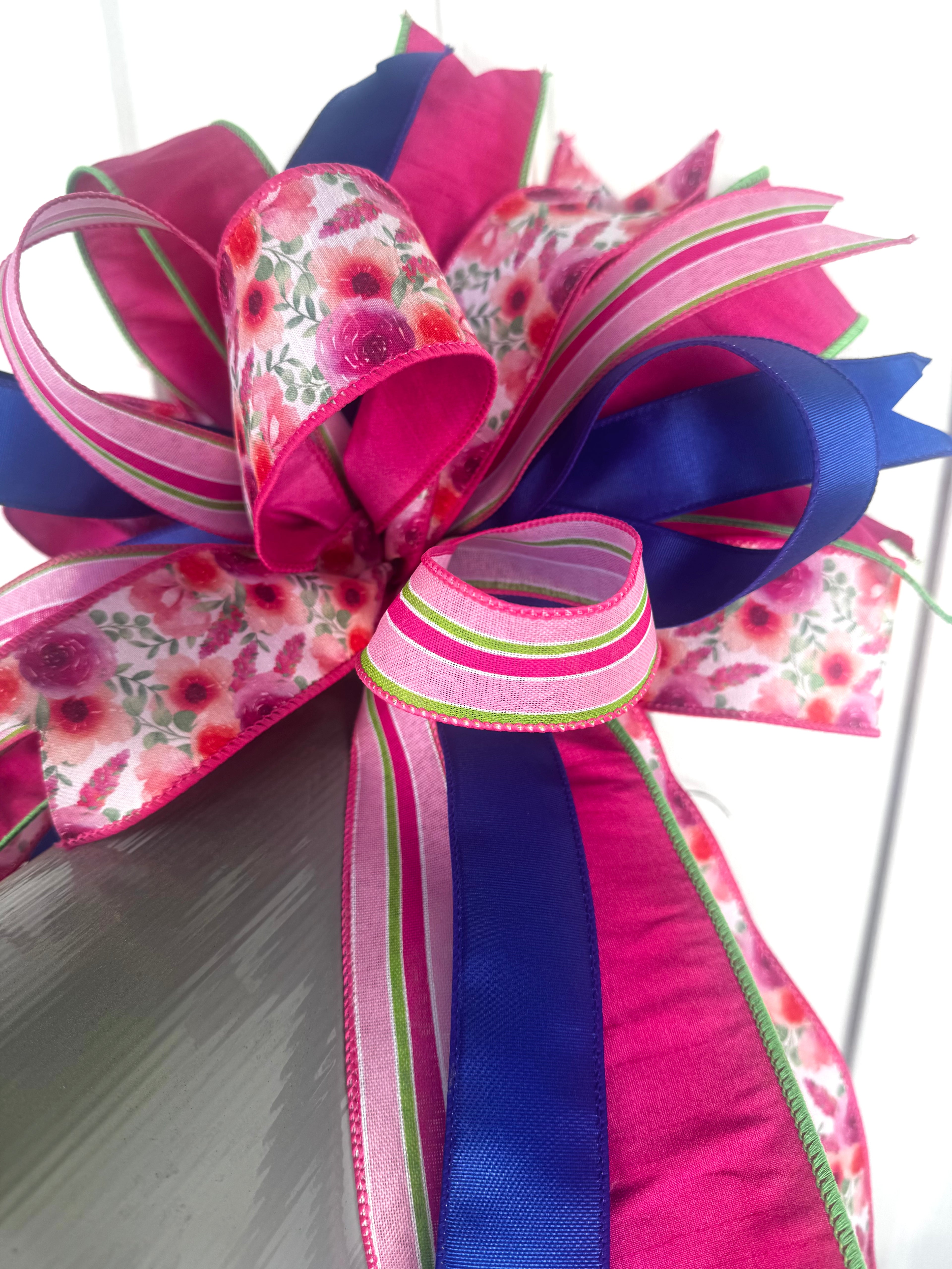 Mailbox Bow